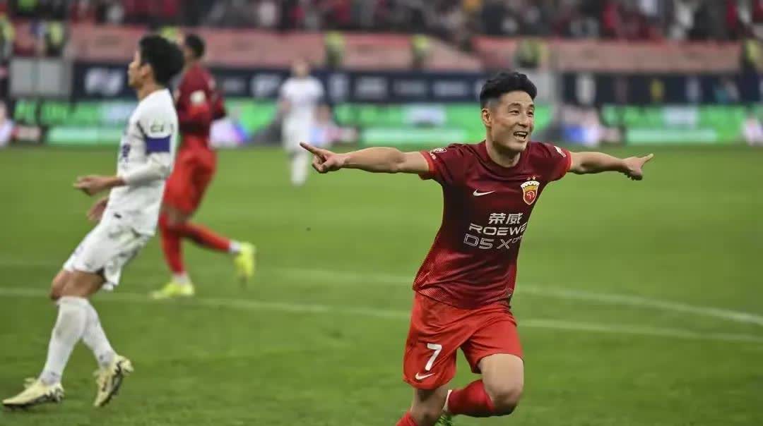 上海上港客场战平，保持不败战绩的简单介绍